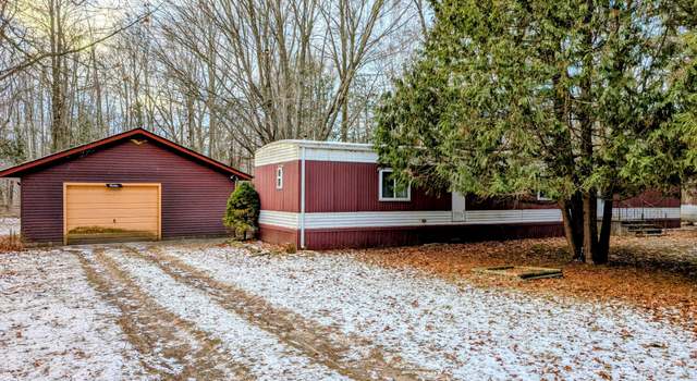 Photo of 6669 Welch Rd, Port Austin, MI 48467