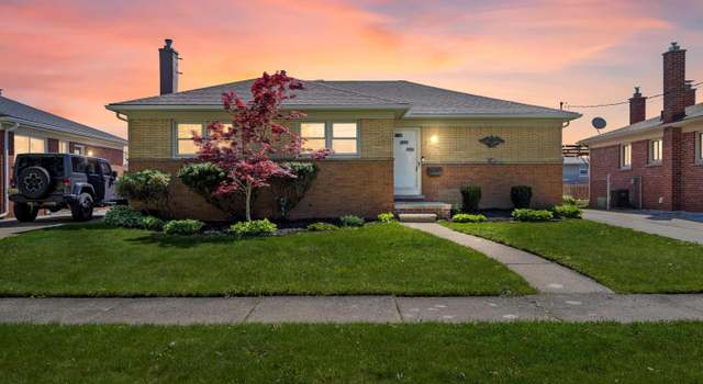 Photo of 22458 E 10 Mile Rd, St Clair Shores, MI 48080