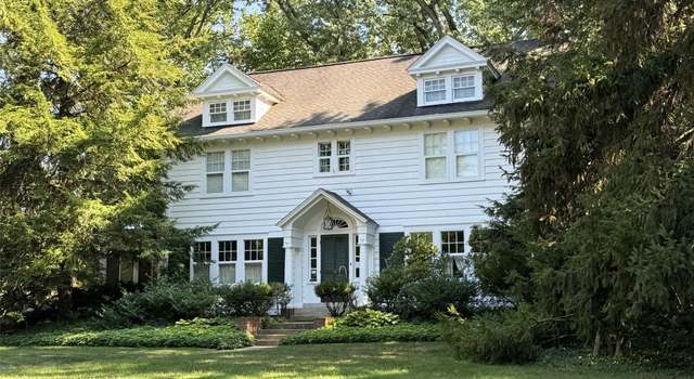 Photo of 13 Elm Park Blvd, Pleasant Ridge, MI 48069