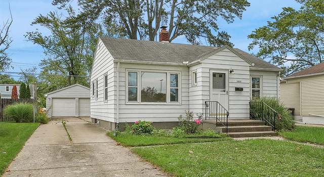 Photo of 2605 Pixley Ave, St Joseph, MI 49085