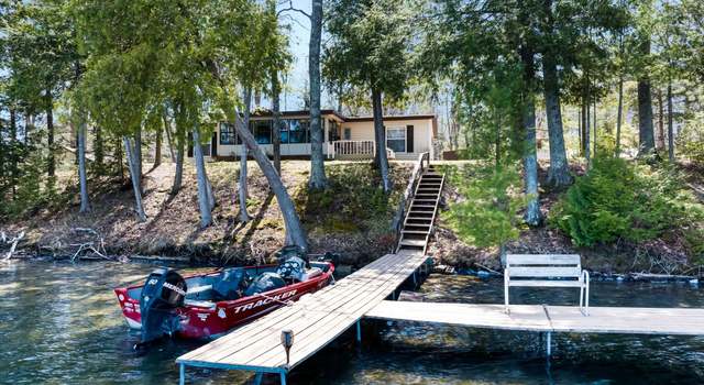 Photo of 8790 Deadstream Rd, Honor, MI 49640