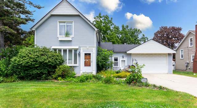 Photo of 19817 Martin Rd, Saint Clair Shores, MI 48081