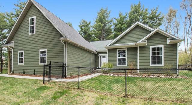 Photo of 6255 Bergin Rd, Howell, MI 48843