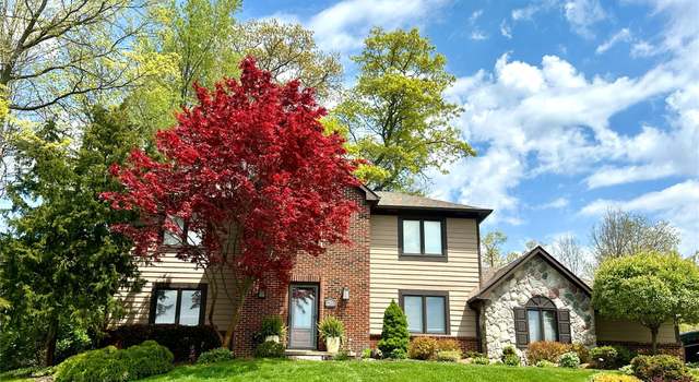 Photo of 85 Overlake Dr, Lake Orion, MI 48362