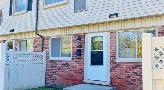 Photo of 24975 Mayfair St, Flat Rock, MI 48134