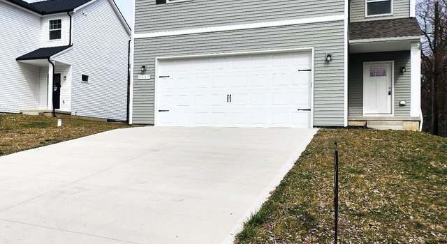 Photo of 9917 Glasgow Dr, Brighton, MI 48114