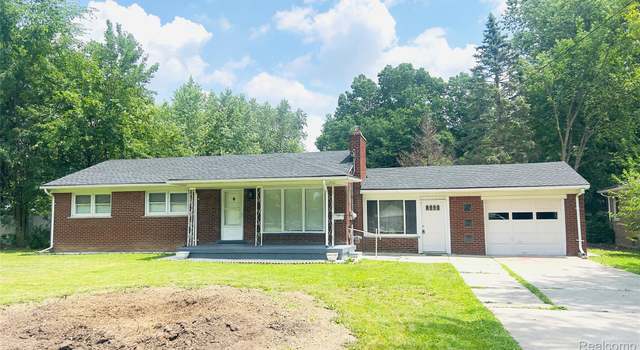 Photo of 23930 Eureka Ave, Warren, MI 48091