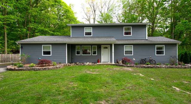 Photo of 11368 Pacton Dr, Shelby Twp, MI 48317