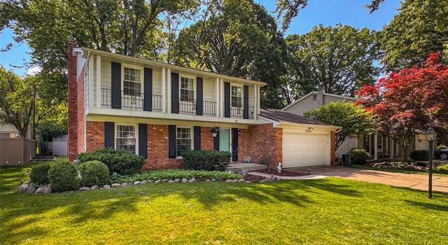 Photo of 30060 Spring River Dr, Southfield, MI 48076
