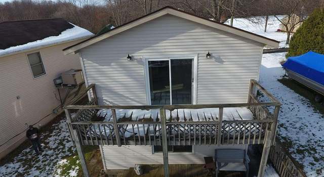 Photo of 674 Sunrise Park St, Howell, MI 48843