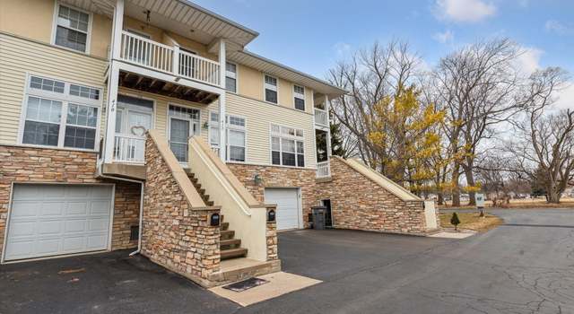 Photo of 410 Beachwalk Trl, Luna Pier, MI 48157