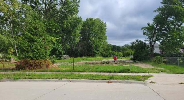 Photo of 26336 Moses St, Flat Rock, MI 48134