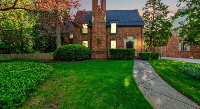 Photo of 449 Lincoln Rd, Grosse Pointe, MI 48230