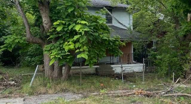 Photo of 605 E Mcclellan St E, Flint, MI 48505