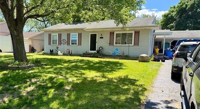 Photo of 723 Los Arboles Dr, Wolverine Lake, MI 48390
