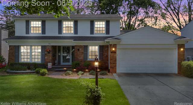 Photo of 15565 Blue Skies St, Livonia, MI 48154