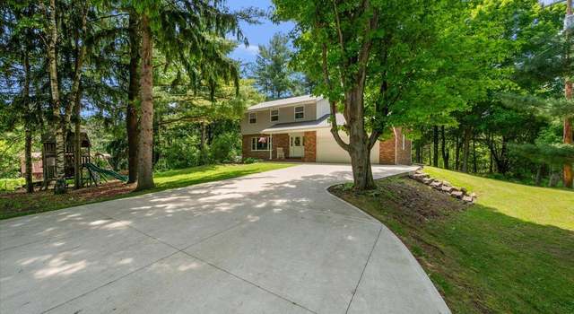 Photo of 5836 Ewalt Rd, Imlay City, MI 48444