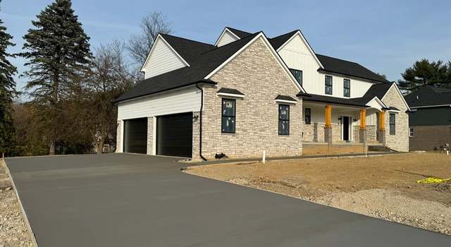 Photo of 632 Perthshire Ct Ct, Highland, MI 48357