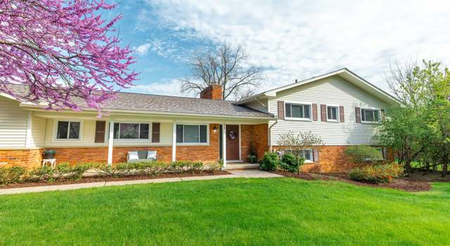 Photo of 868 Helston Rd, Bloomfield Hills, MI 48304
