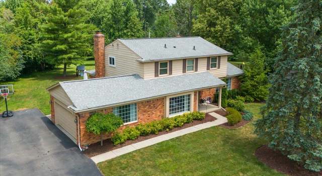 Photo of 38242 Southfarm Ln, Northville, MI 48167