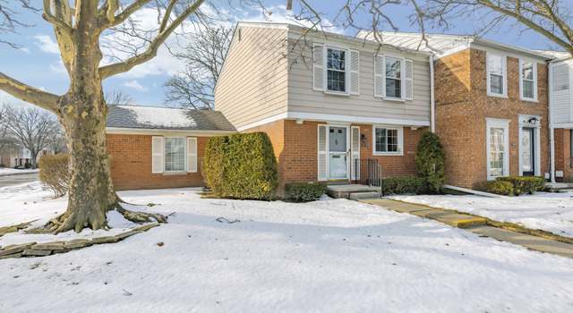 Photo of 1070 Woodbridge St, St Clair Shores, MI 48080
