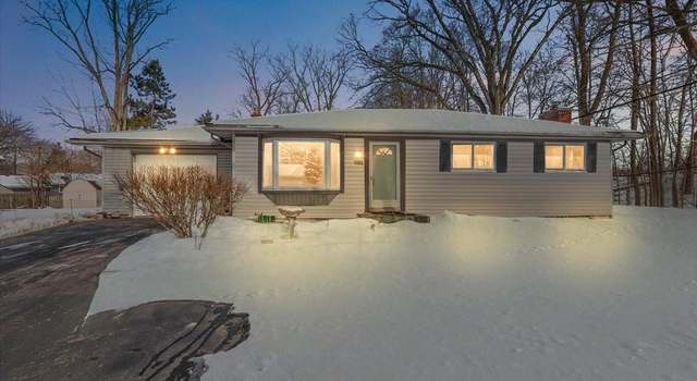 Photo of 6590 Squirrel Hill Ct, Clarkston, MI 48346