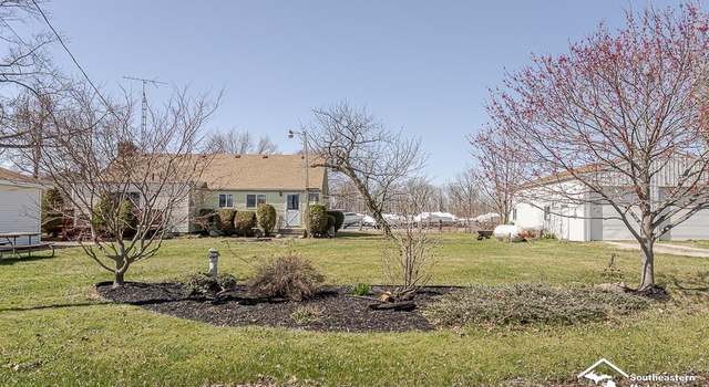 Photo of 7109 Iroquois Dr, Erie, MI 48133