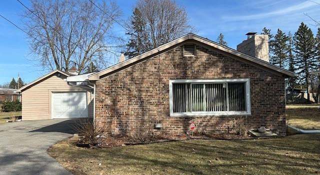 Photo of 2510 S Outer Dr, Saginaw, MI 48601