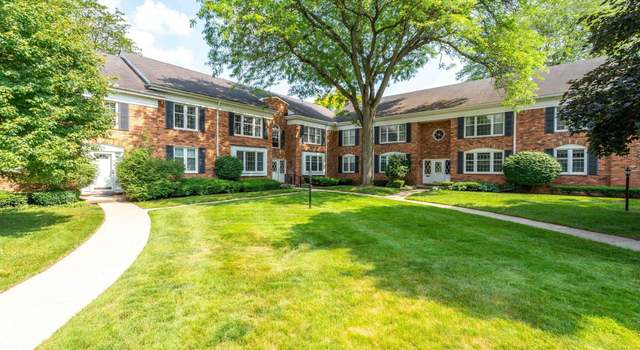 Photo of 750 Trailwood Path Unit A, Bloomfield Hills, MI 48301