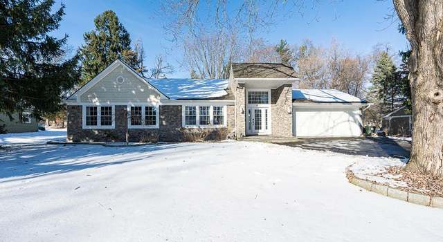 Photo of 410 Maplehill Rd, Rochester Hills, MI 48306