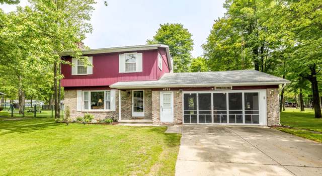 Photo of 4732 Lorwood Dr, Kimball, MI 48074