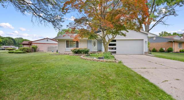 Photo of 23870 Rockingham St, Southfield, MI 48033
