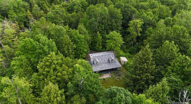 Photo of 2240 Priestley Dr, Attica, MI 48412