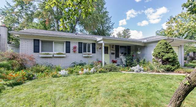 Photo of 14287 Fairway St, Livonia, MI 48154