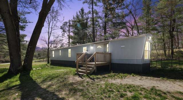Photo of 22840 Kendaville Rd, Pierson, MI 49339