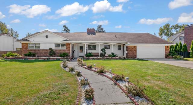 Photo of 730 Woodcrest Dr, Dearborn, MI 48124