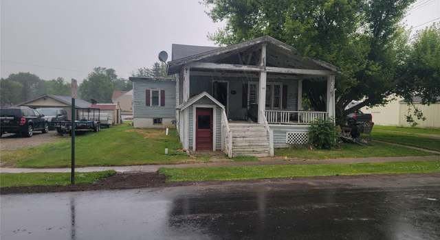 Photo of 107 W Church St, Capac, MI 48014
