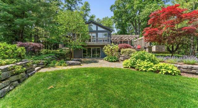Photo of 21089 Thorofare Rd, Grosse Ile Township, MI 48138
