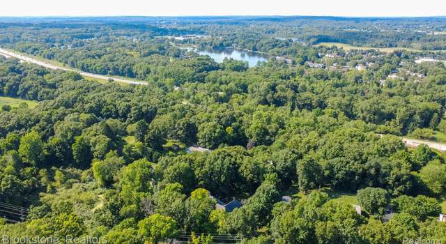Photo of 8808 Big Lake Rd, Clarkston, MI 48346
