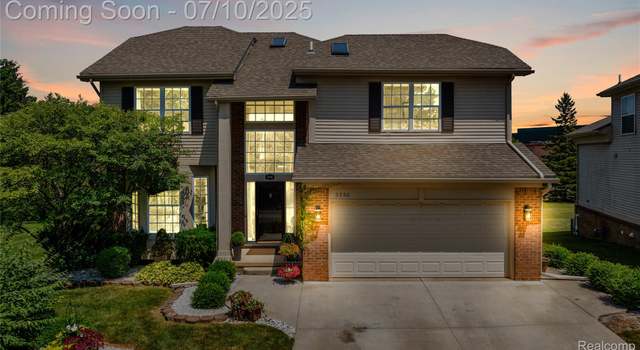Photo of 3230 Lynhurst Ct, Rochester, MI 48306