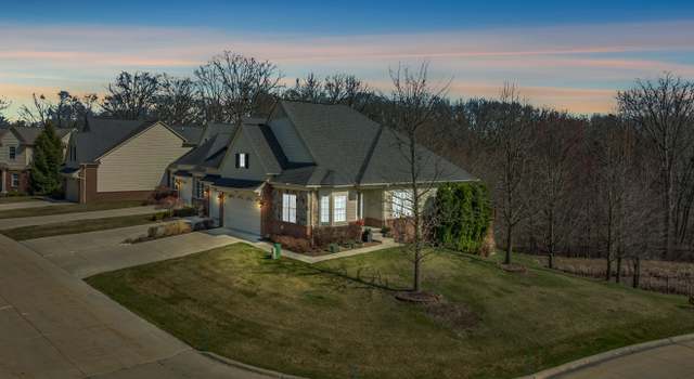 Photo of 565 Andover Ct, Rochester Hills, MI 48306