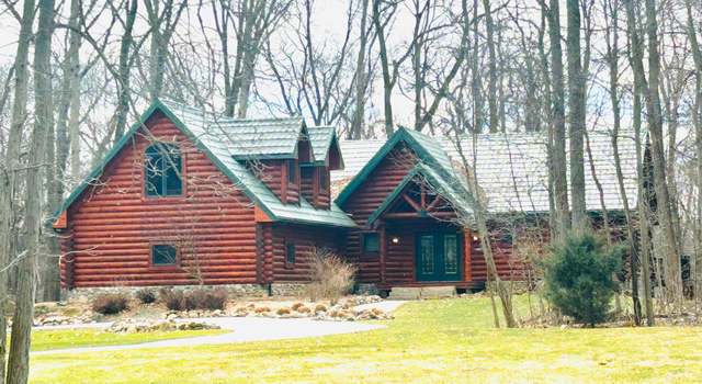 Photo of 12834 Sleigh Trl, Milford, MI 48380