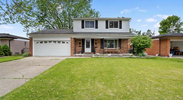 Photo of 34127 Foxboro Rd, Sterling Heights, MI 48312