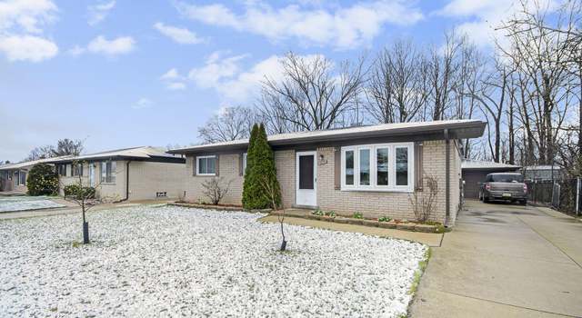 Photo of 27515 Weddel Ave, Brownstown, MI 48183