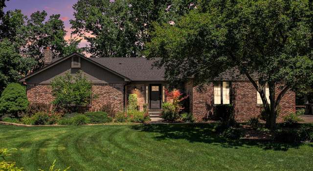 Photo of 185 Waterview Dr, Lake Orion, MI 48362