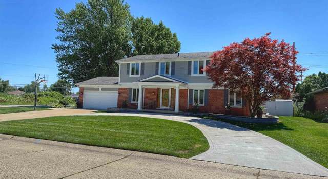 Photo of 29394 Stonecroft St, Harrison Twp, MI 48045