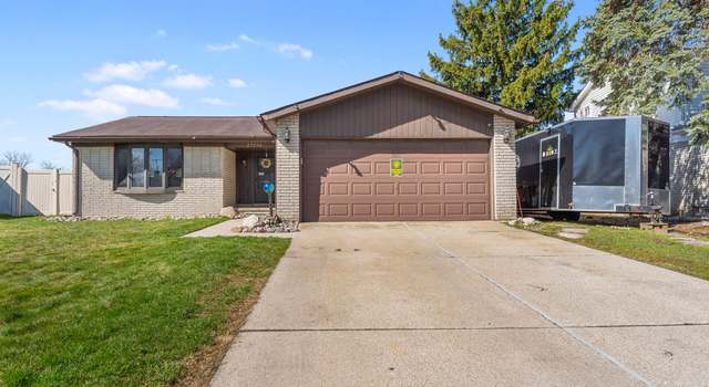 Photo of 27216 Roney Ave, Brownstown, MI 48183