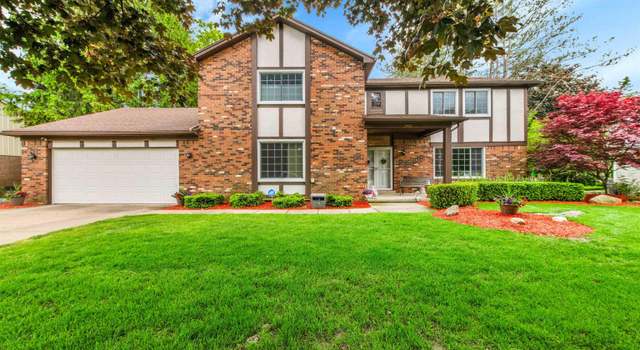 Photo of 2401 Chalet Dr, Rochester Hills, MI 48309