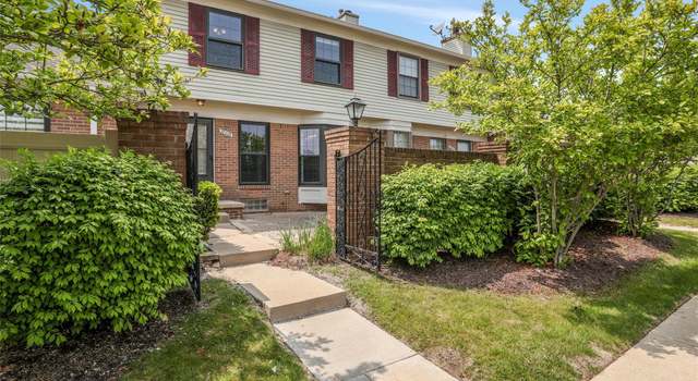 Photo of 38928 Country Cir, Farmington Hills, MI 48331