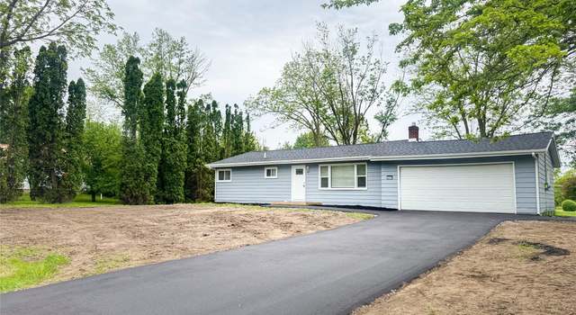 Photo of 6519 Estrelle Ave, Burton, MI 48458